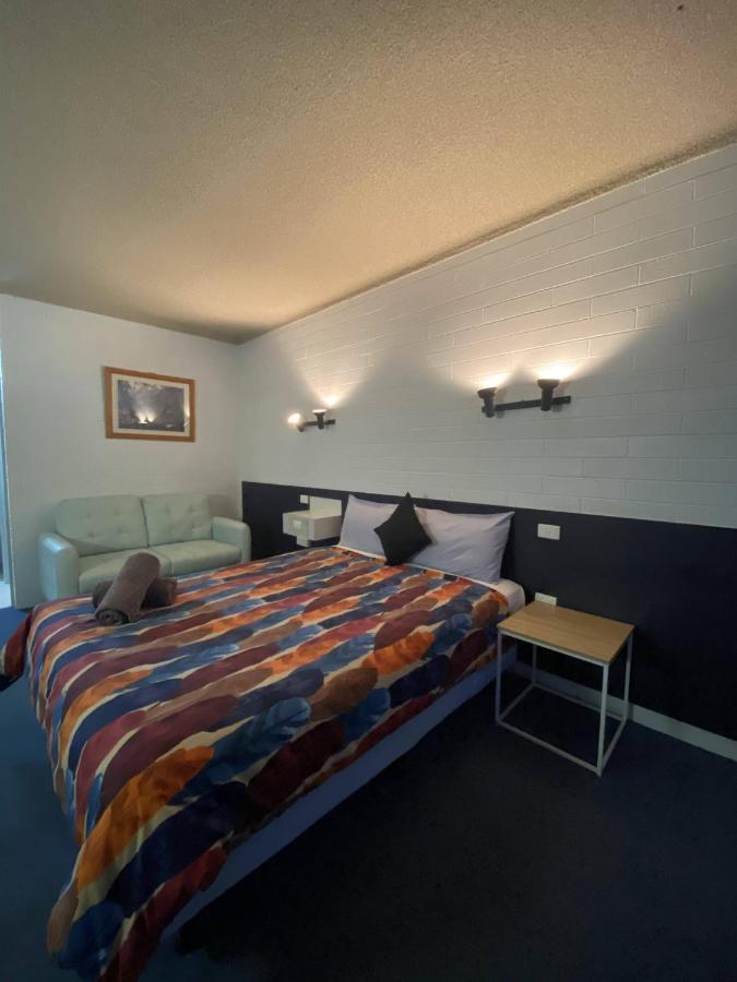 بالرانالد Capri Motel المظهر الخارجي الصورة